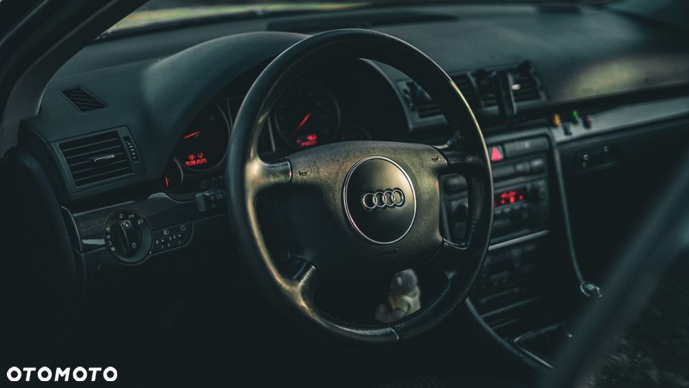 Audi A4 - 8