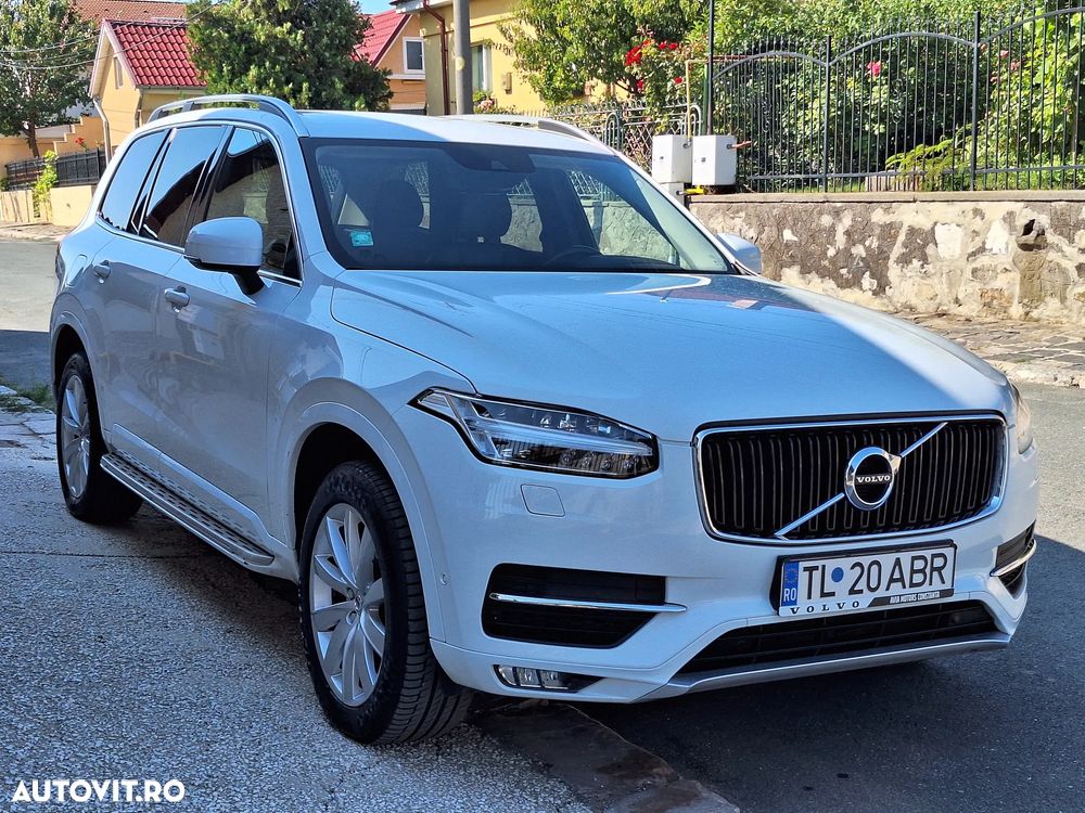 Volvo XC 90 D5 AWD Momentum - 1