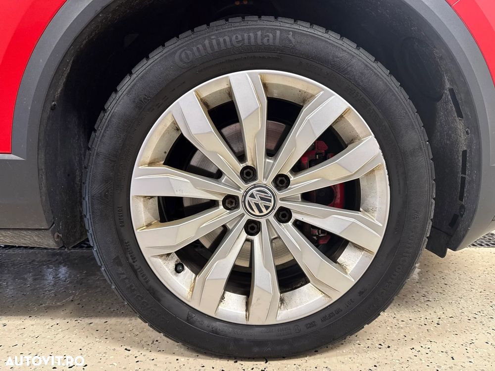 Volkswagen T-Roc - 24