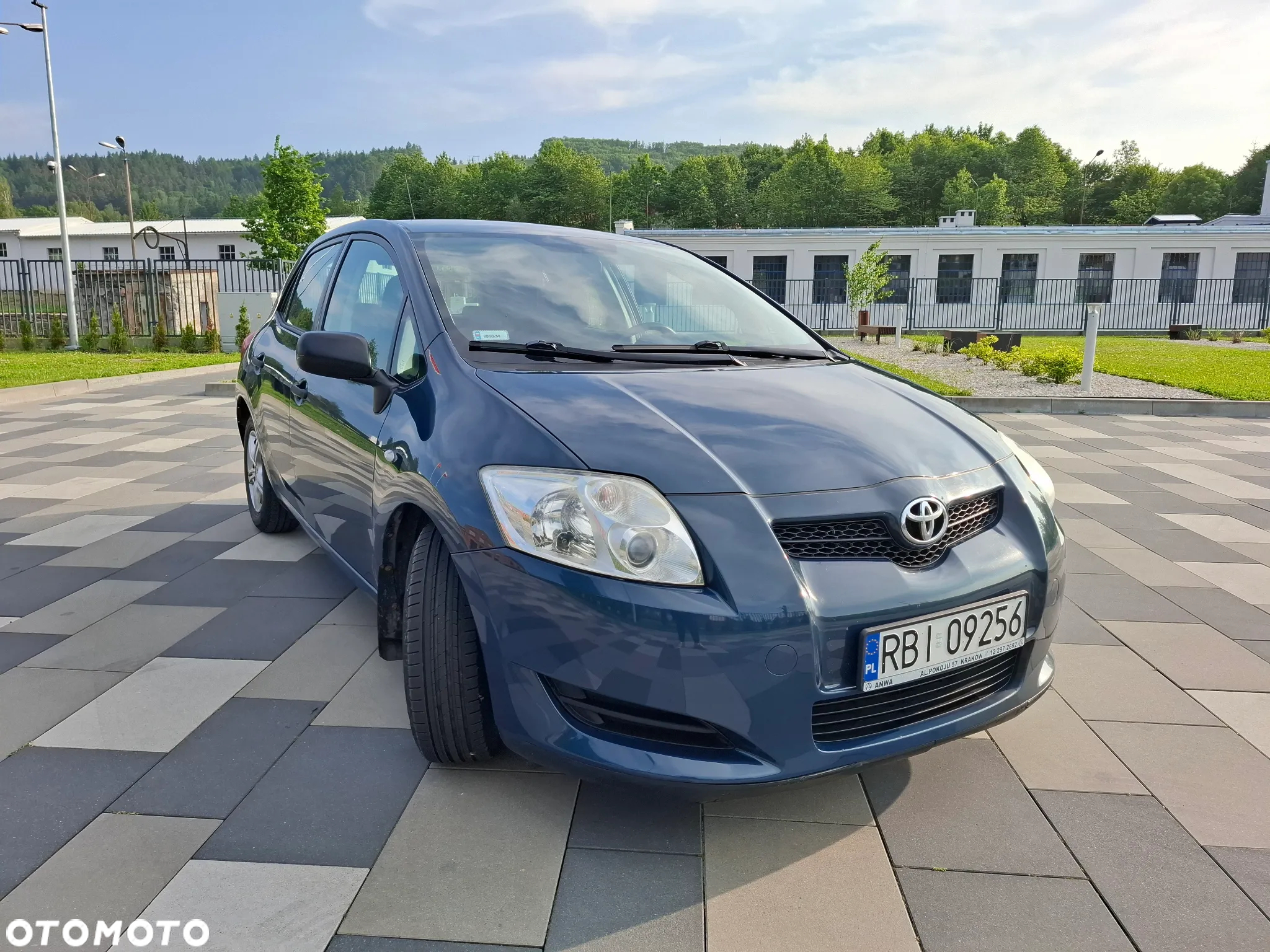 Toyota Auris 1.33 VVT-i Terra - 3