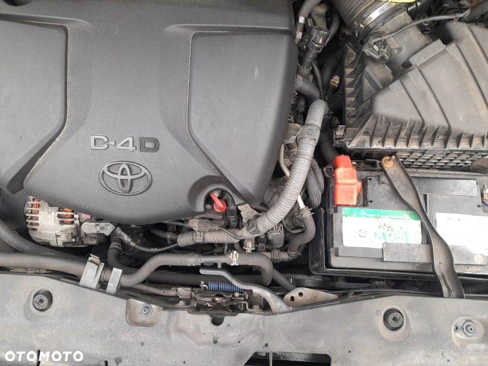 Toyota Avensis 2.0 D-4D Prestige - 14