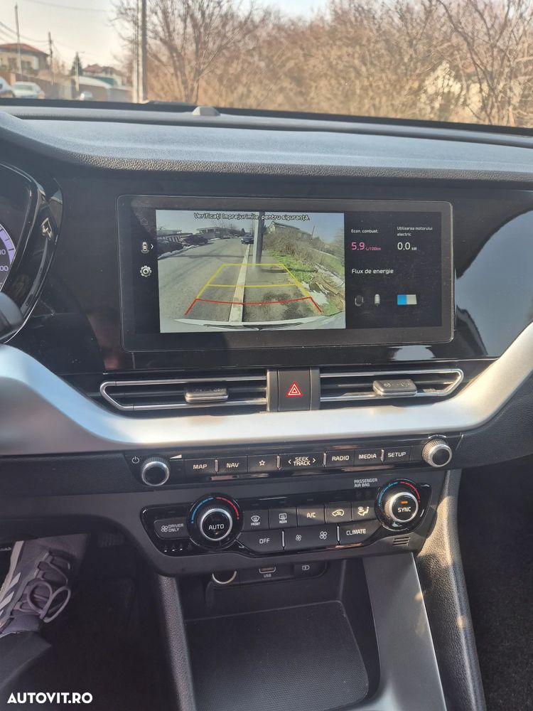 Kia Niro - 8
