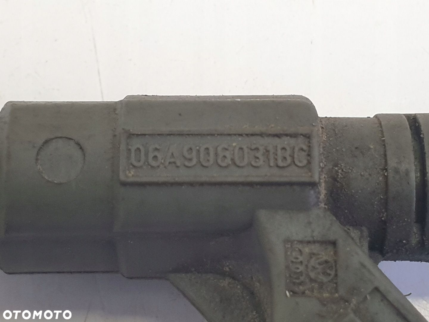 Audi A3 S3 8L 1.8 T WTRYSKIWACZ 06A906031BC - 2