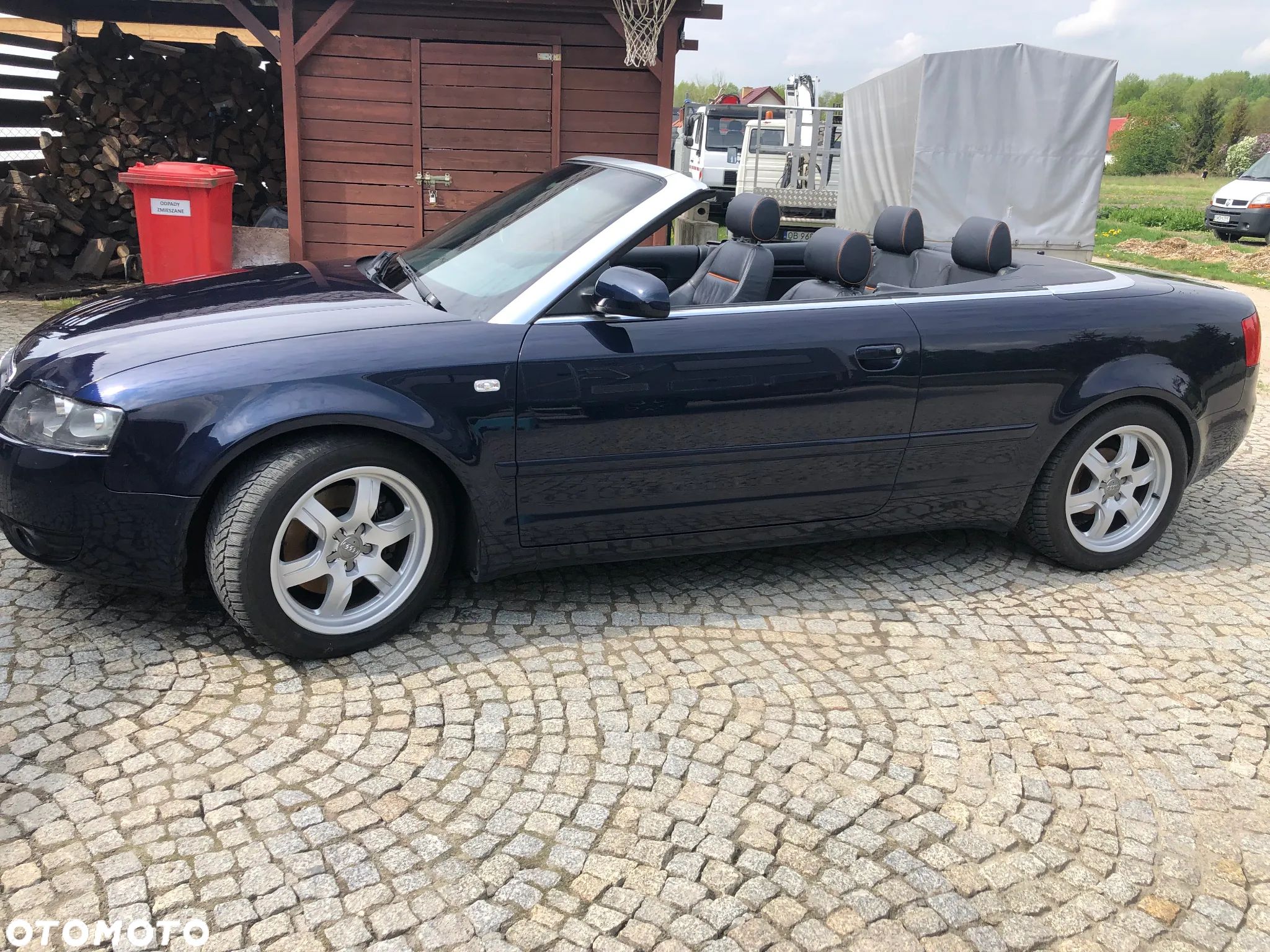 Audi A4 - 1