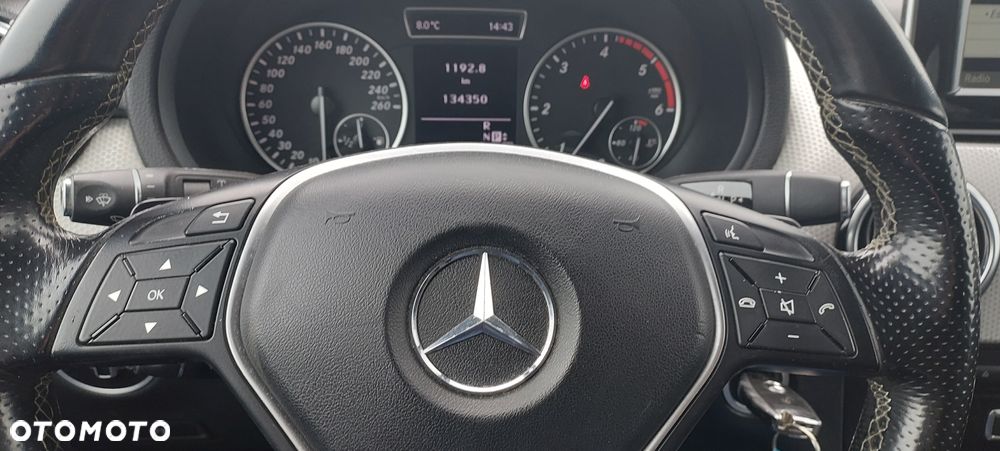 Mercedes-Benz Klasa B 180 CDI (BlueEFFICIENCY) 7G-DCT - 16