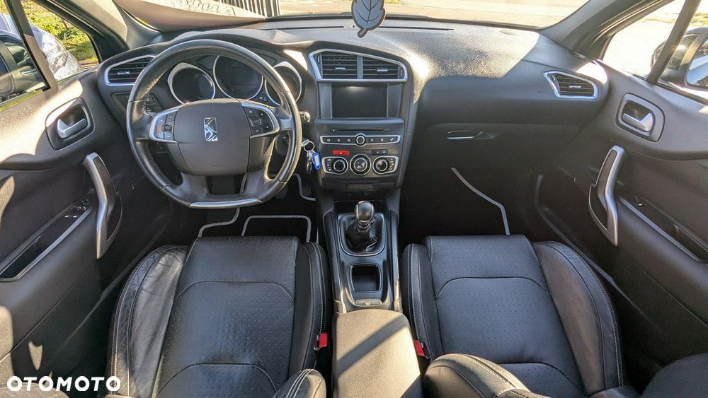 DS Automobiles DS 4 Crossback - 23