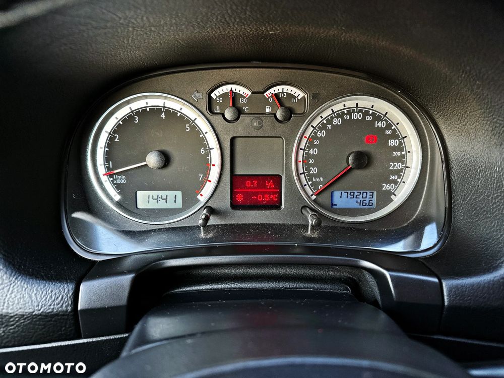 Volkswagen Golf Variant 1.6 Pacific - 13