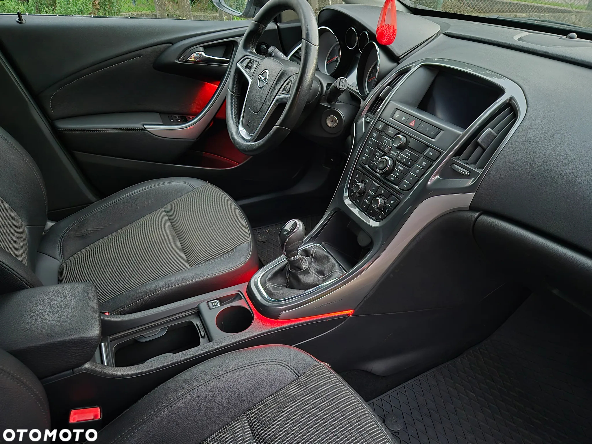 Opel Astra 2.0 CDTI Exklusiv - 31