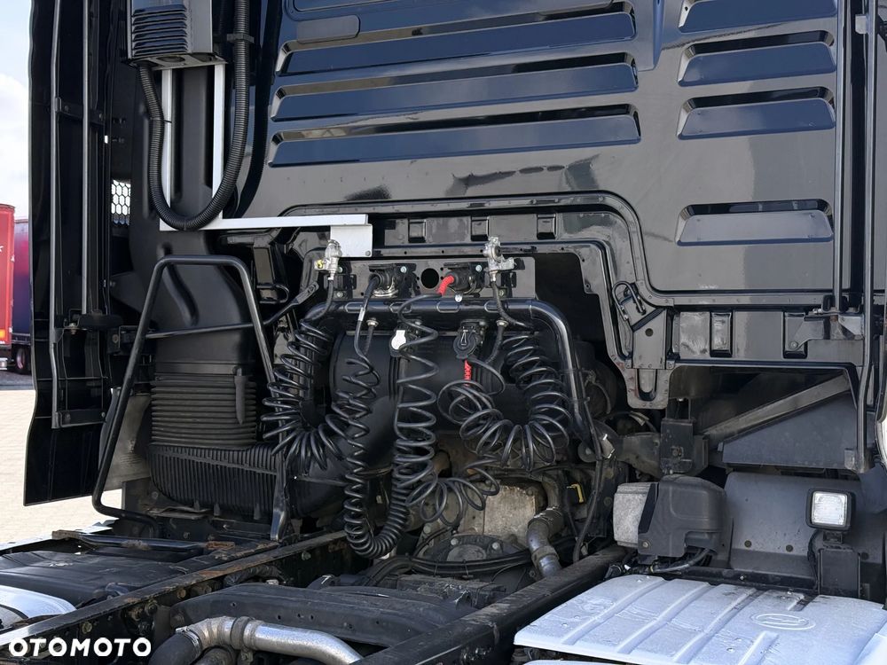 MAN TGX 18.460 / MEGA / LOW DECK / SALON PL - 15