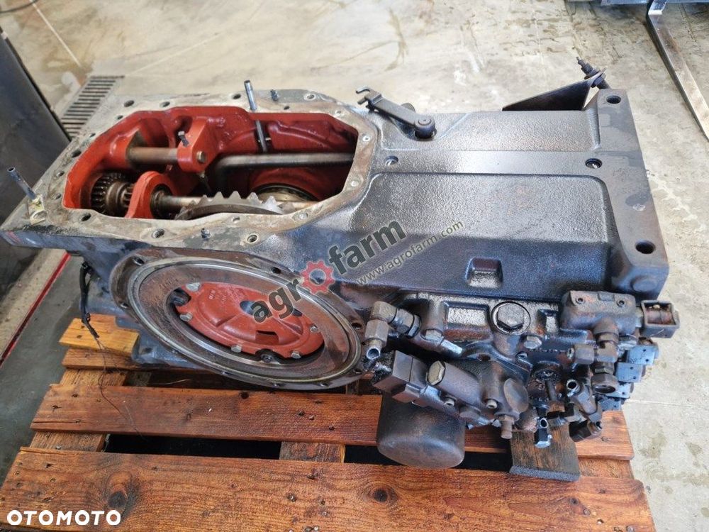 Tylny most Claas Ares 630 - 3