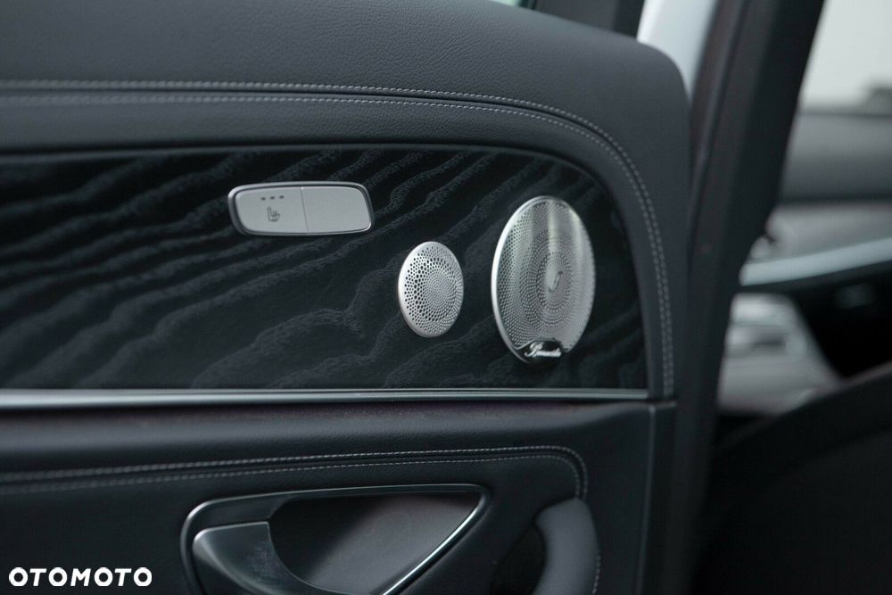 Mercedes-Benz Klasa E - 31