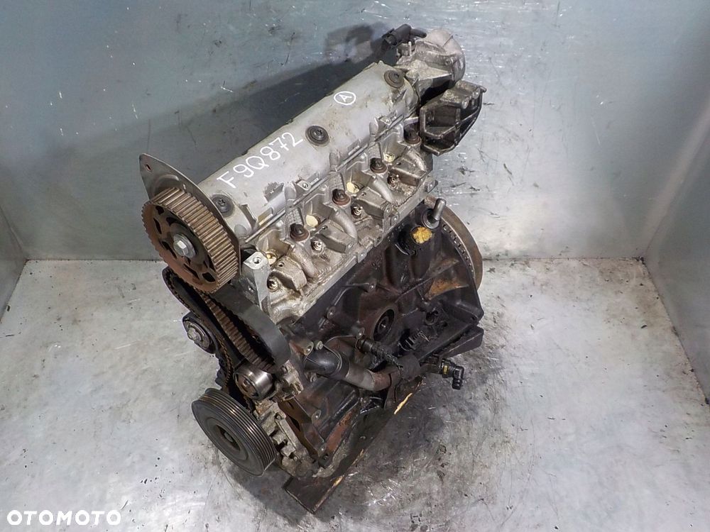 RENAULT SCENIC III MEGANE III SILNIK 1.9 DCI 8V F9Q872 - 1