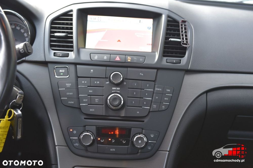 Opel Insignia - 25
