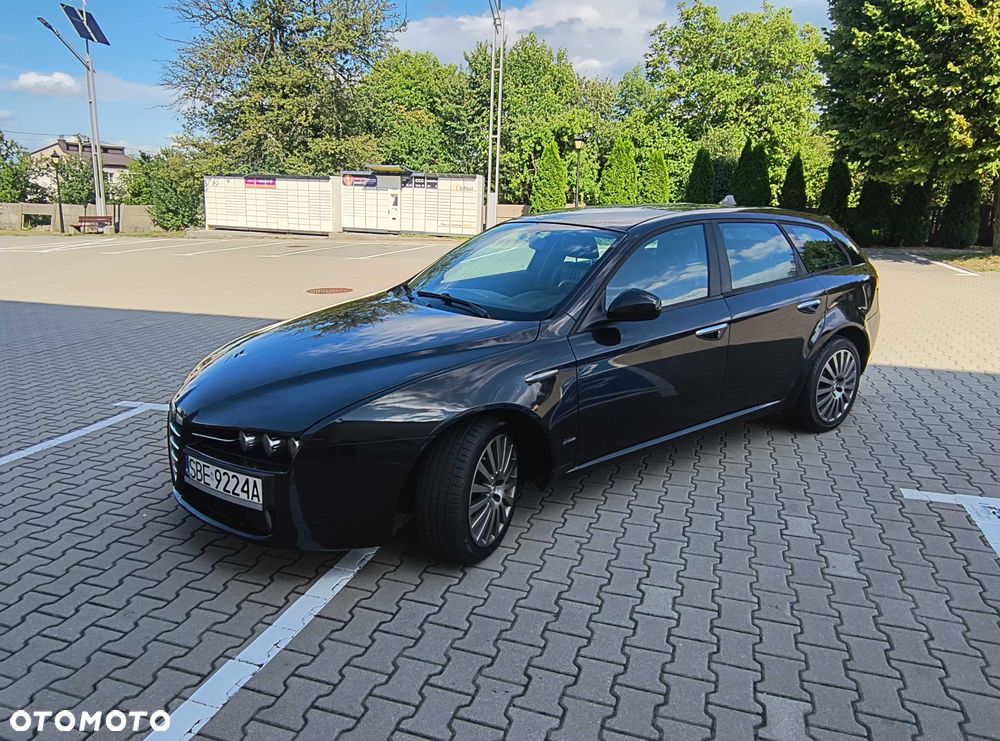 Alfa Romeo 159 - 2