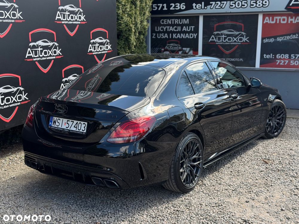 Mercedes-Benz Klasa C AMG 43 4Matic 9G-TRONIC - 16
