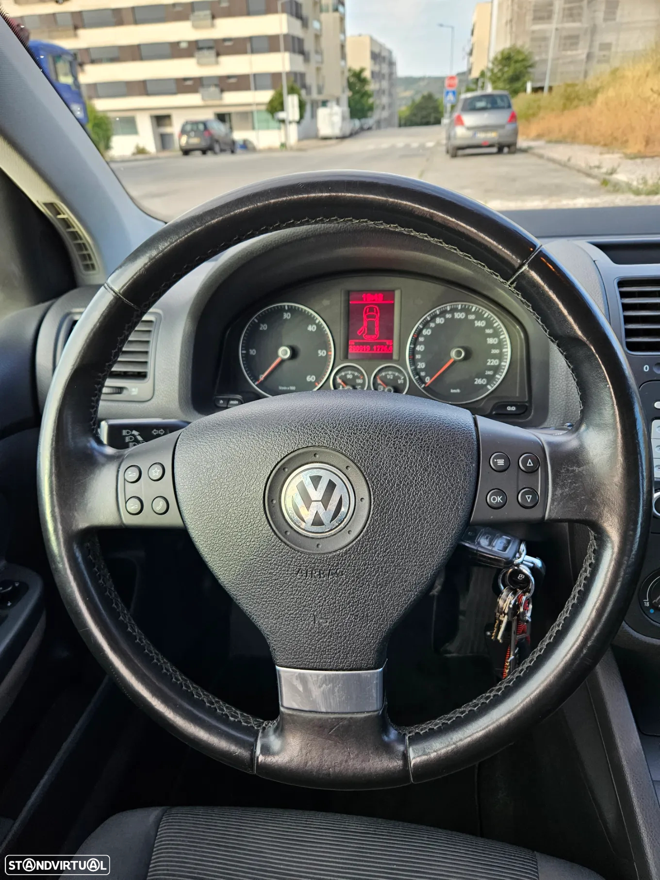 VW Golf 1.9 TDi BlueM. Confortline - 7
