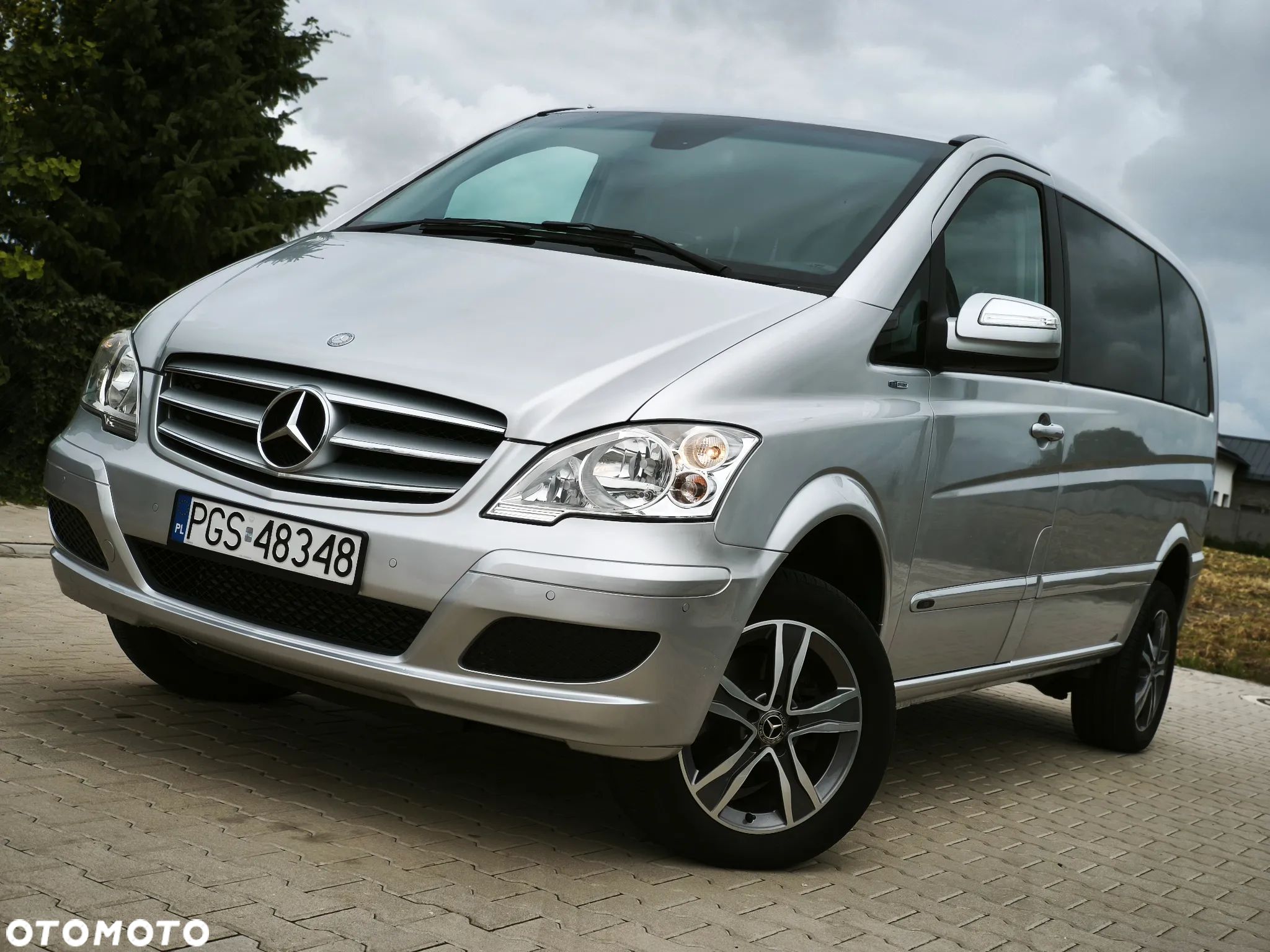 Mercedes-Benz Viano - 1