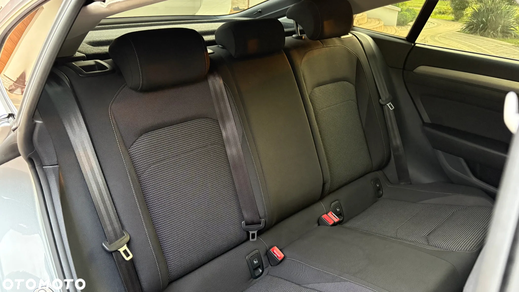 Volkswagen Arteon 2.0 TSI Essence DSG - 37