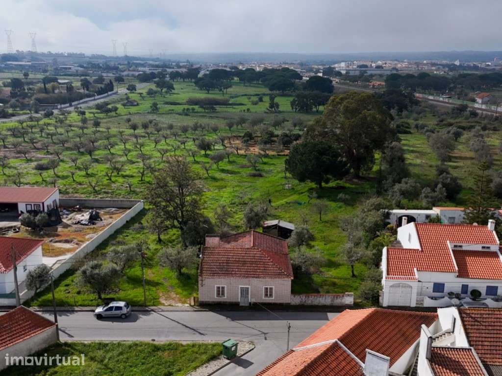 Moradia com Terreno de 2,9 ha para Venda na Aldeia do Futuro - Grân... - Grande imagem: 2/46