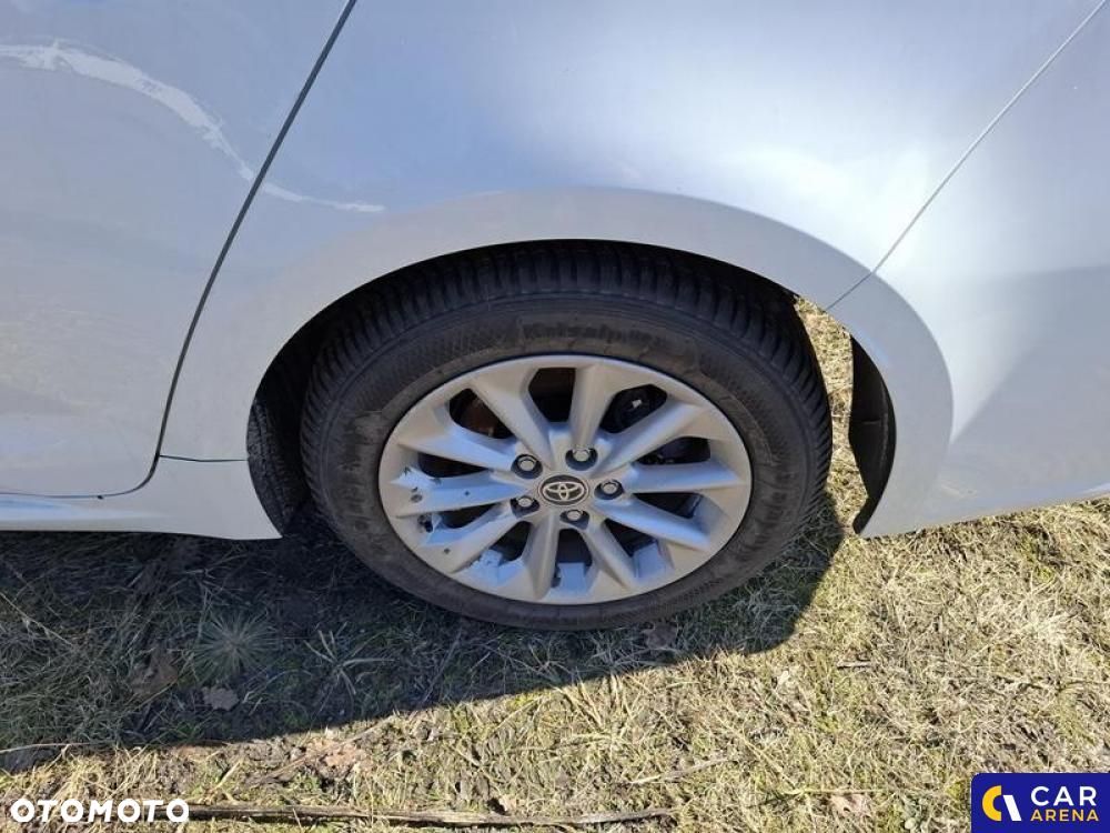Toyota Corolla - 12