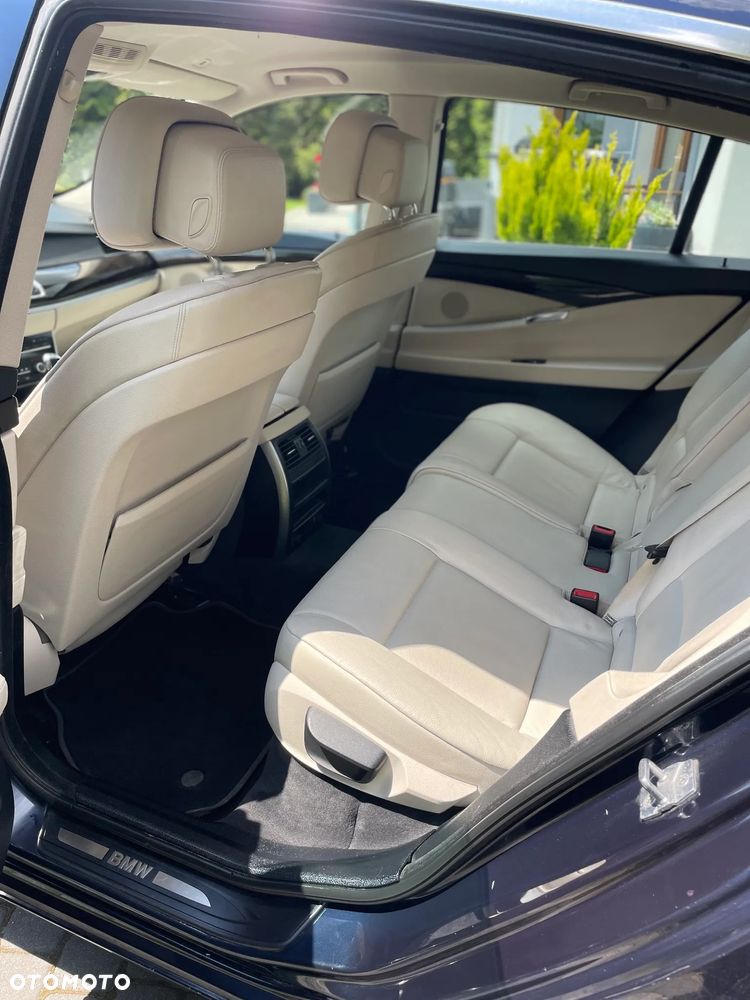 BMW 5GT 530d - 33