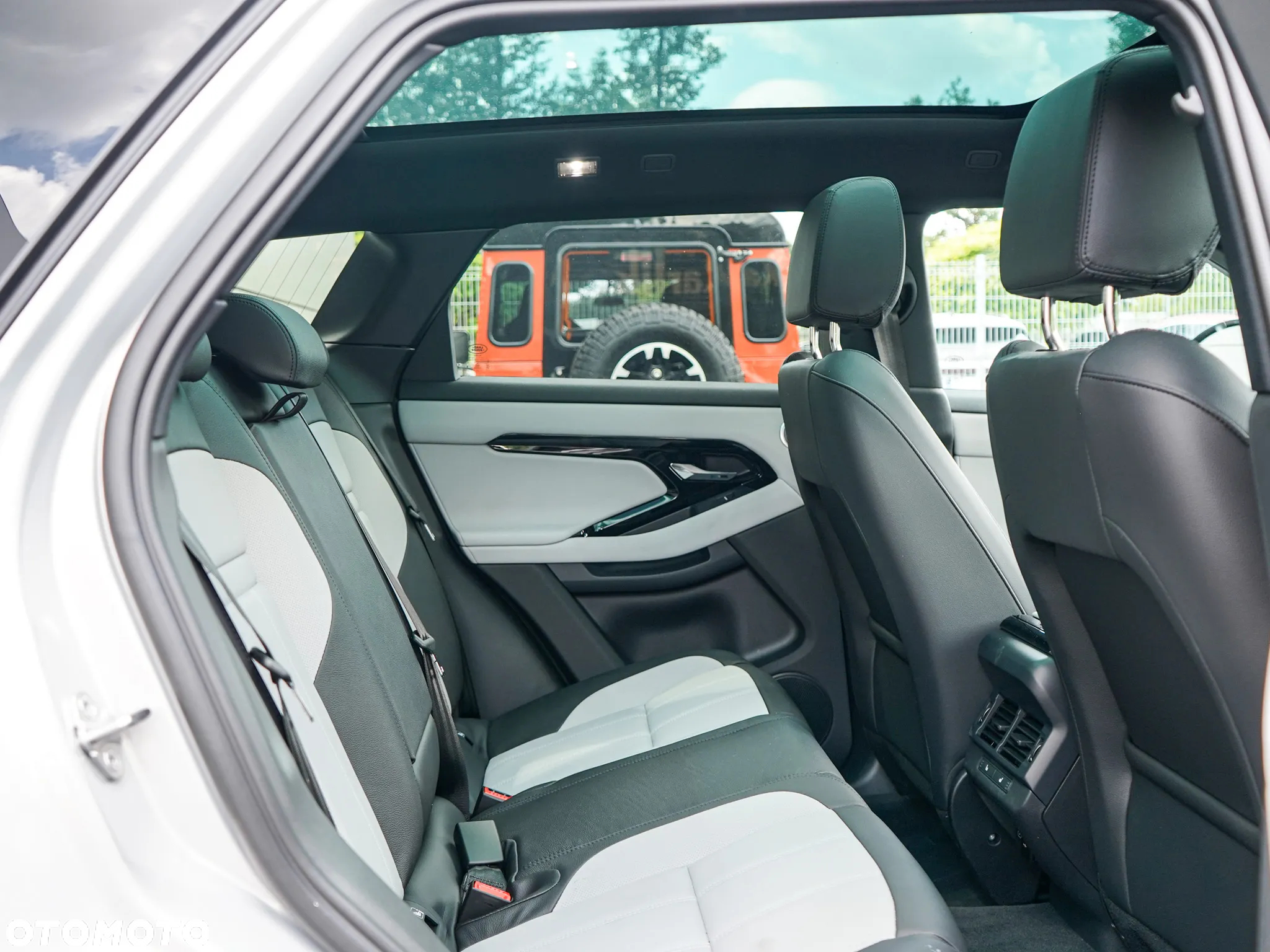 Land Rover Range Rover Evoque D200 Dynamic SE - 23