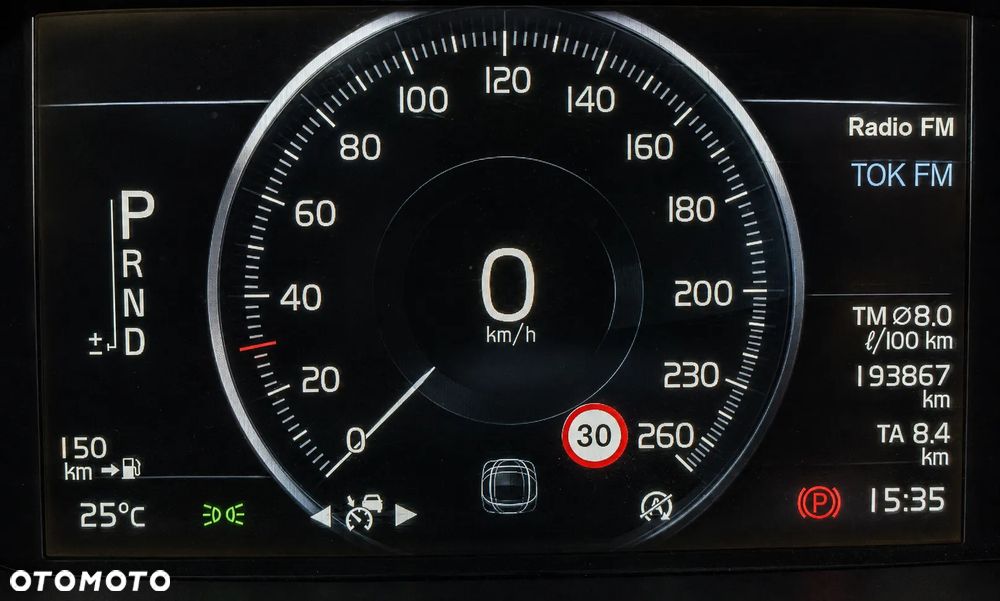 Volvo V90 D4 AWD Momentum - 9