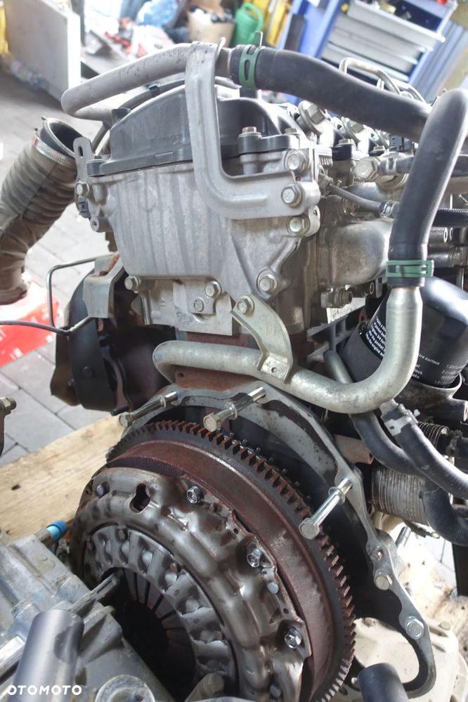 SILNIK NISSAN CABSTAR NT400 2.5 DCI YD25 16r. 154tys. - 5