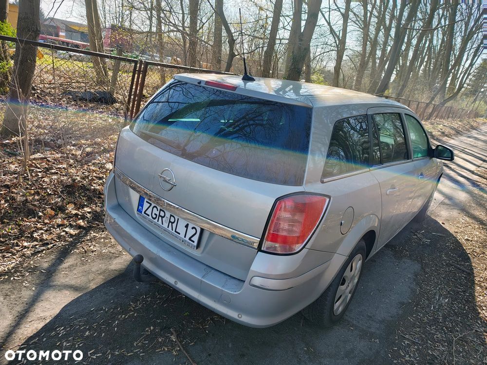 Opel Astra 1.9 CDTI 111 - 3