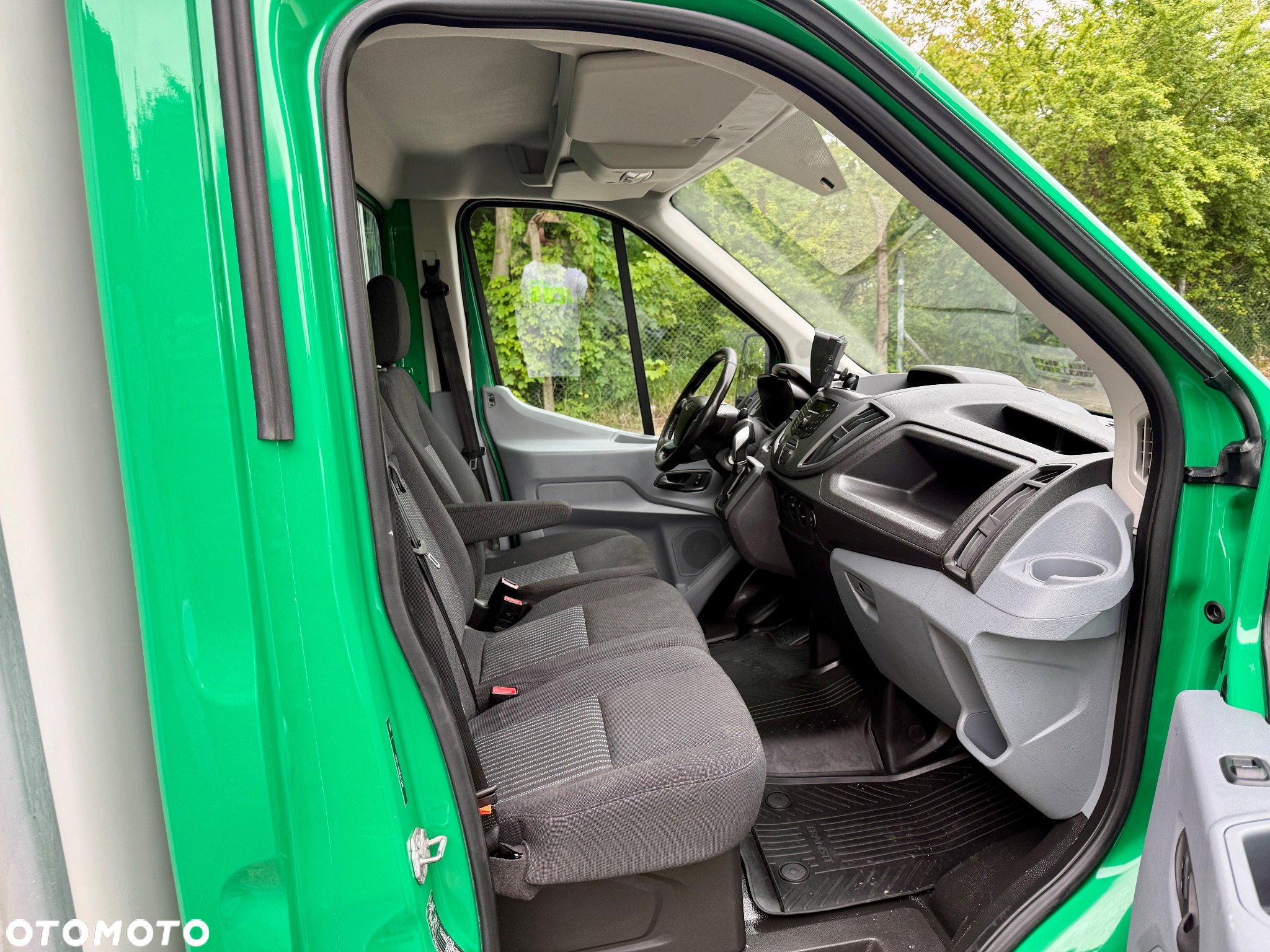 Ford Transit 350 - 16