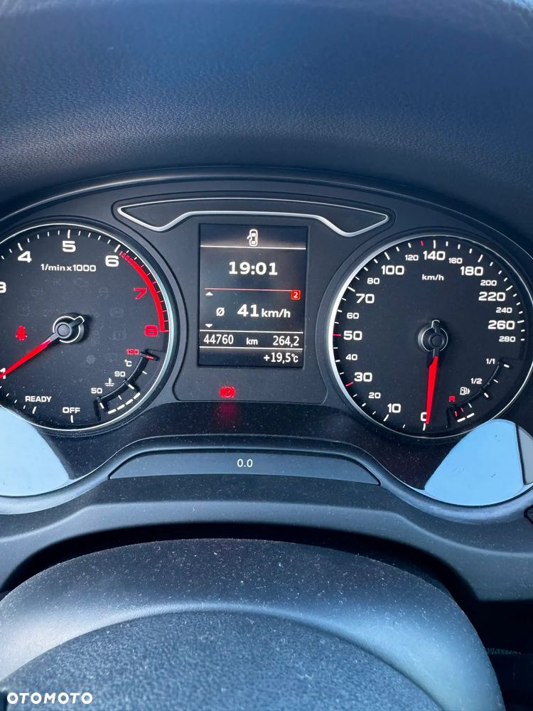 Audi A3 Sportback 35 TFSI - 19