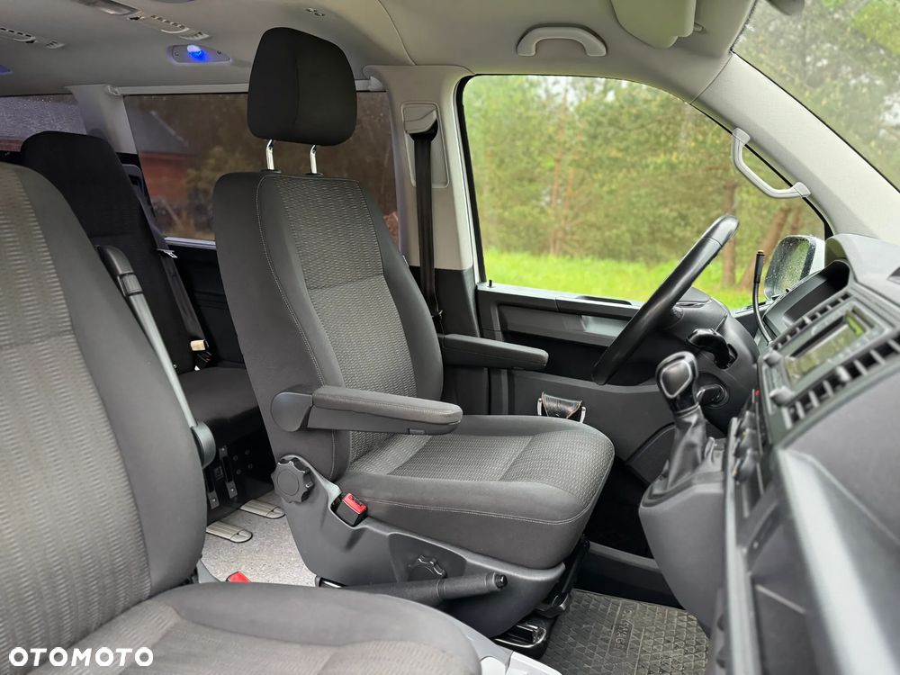Volkswagen Caravelle 2.0 TDI L2 Comfortline DSG - 16