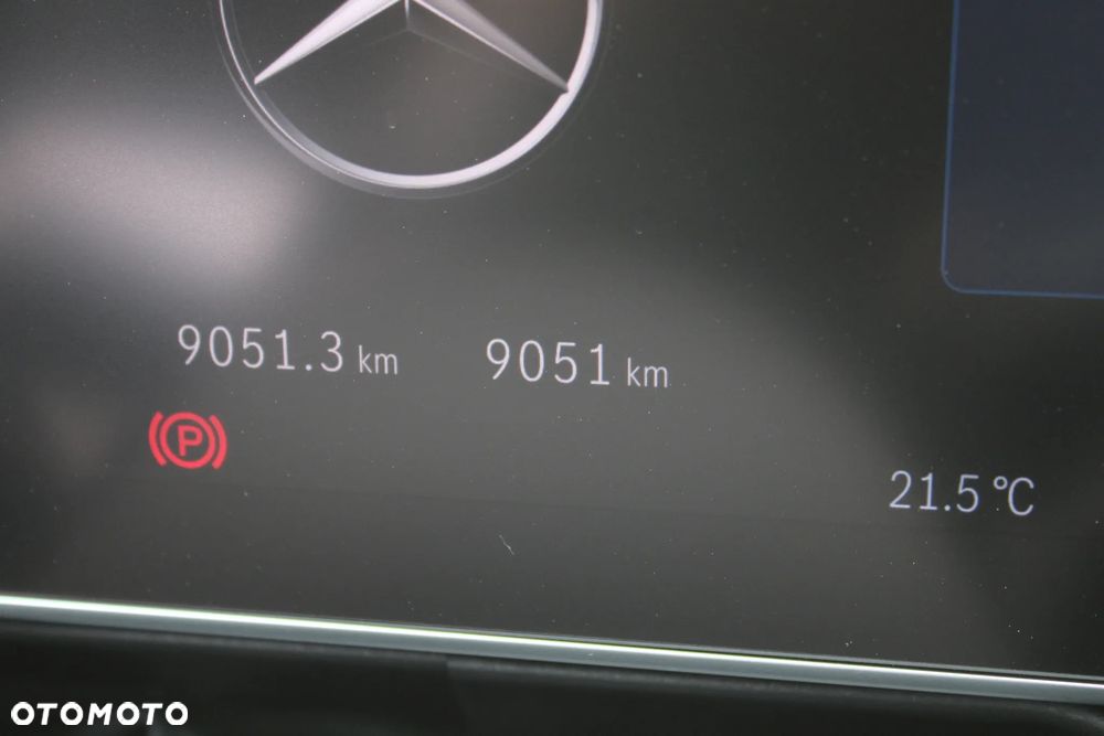 Mercedes-Benz GLC 300 e PHEV 4-Matic AMG Line - 28