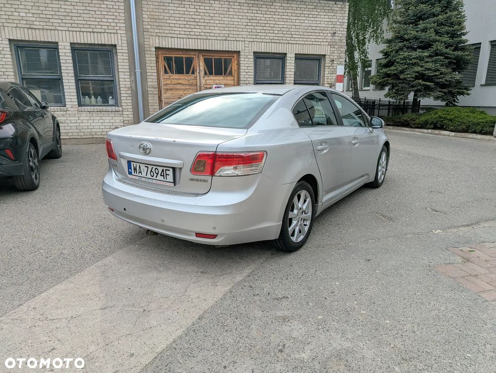 Toyota Avensis 1.8 Sol plus - 5
