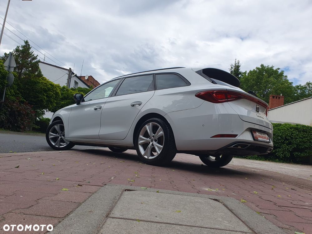 Seat Leon Sportstourer 1.5 eTSI OPF DSG FR - 34