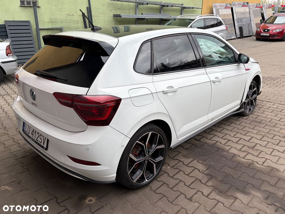 Volkswagen Polo - 4