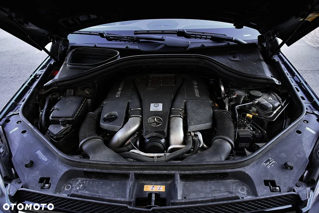 Mercedes-Benz GL 63 AMG 4Matic AMG Speedshift Plus 7G-TRONIC - 30
