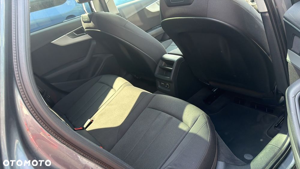 Audi A4 Avant 2.0 TDI ultra S tronic - 27