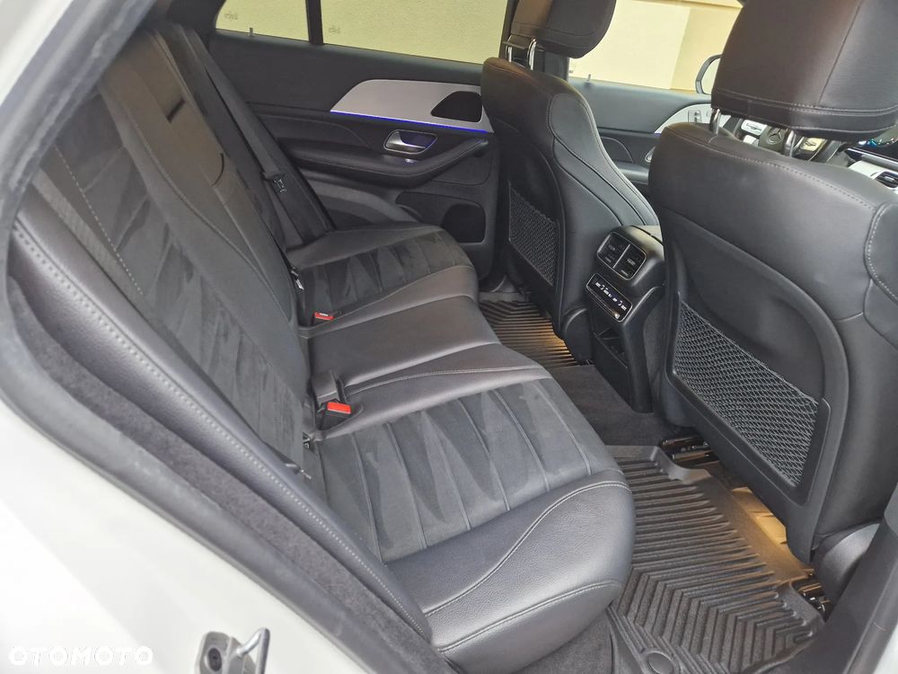 Mercedes-Benz GLE - 29