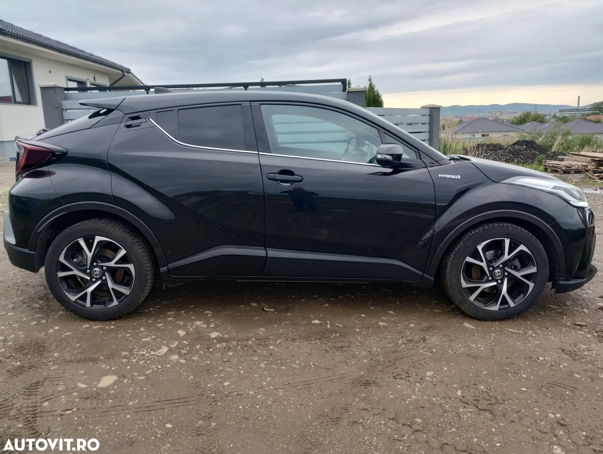 Toyota C-HR - 5