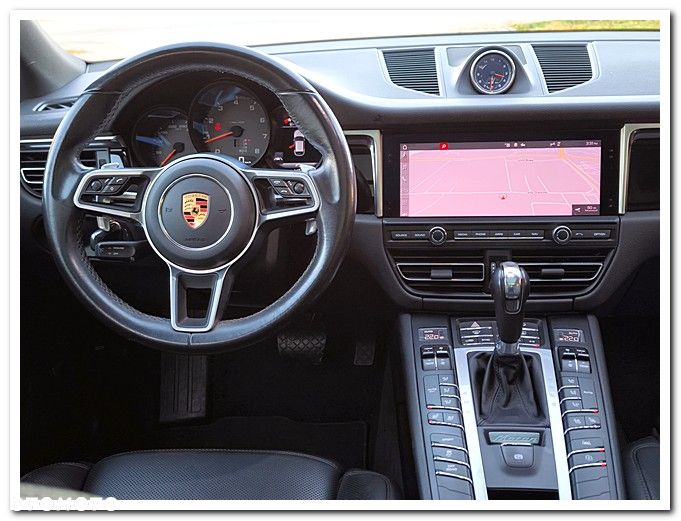 Porsche Macan - 35