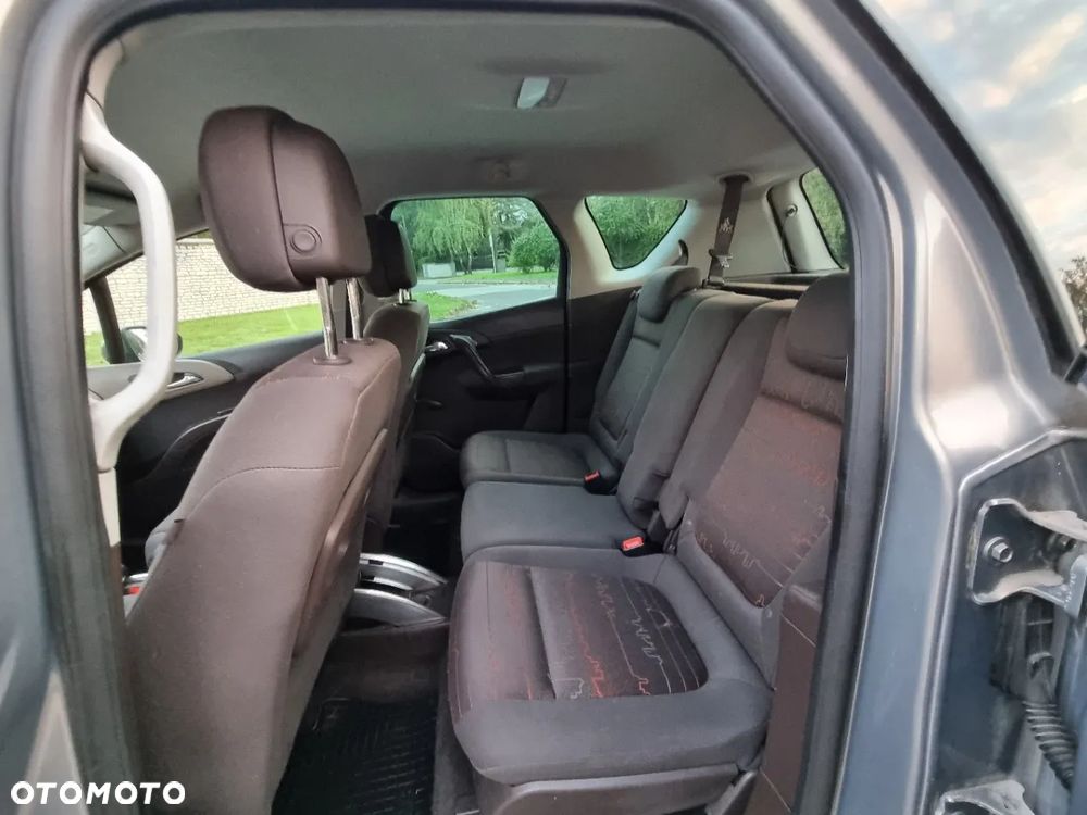 Opel Meriva 1.4 T Edition 150 S&S - 4