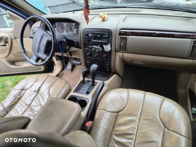Jeep Grand Cherokee 4.0 Laredo - 15