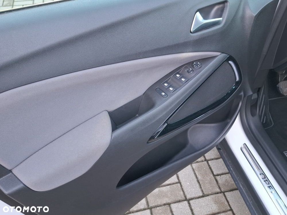 Opel Crossland X 2019