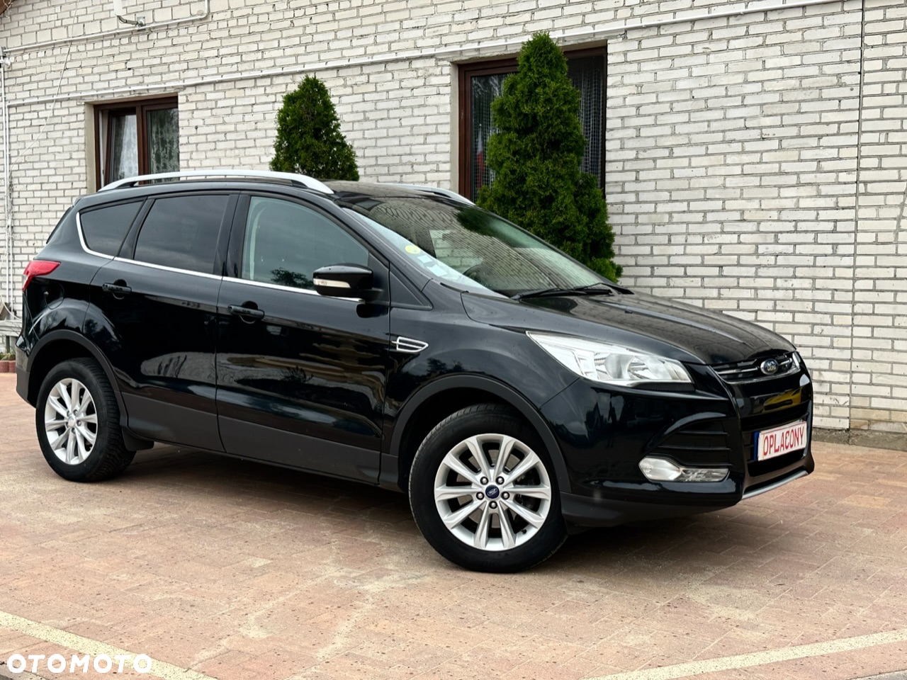 Ford Kuga 2.0 TDCi 2x4 Titanium - 4