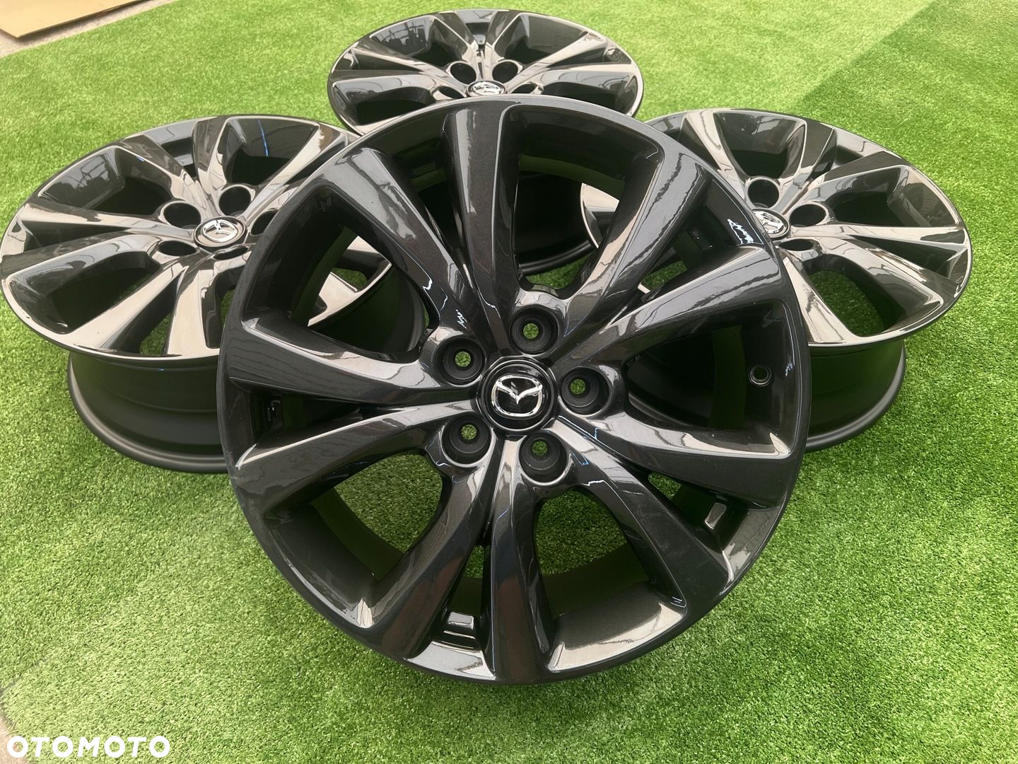 KOMPLET FELG FELGI ALU ALUMINIOWE MAZDA MX30 3 6 CX3 CX30 CX5 18 ET45 - 2