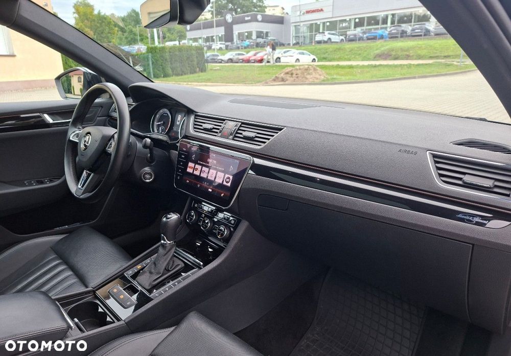 Skoda Superb - 19