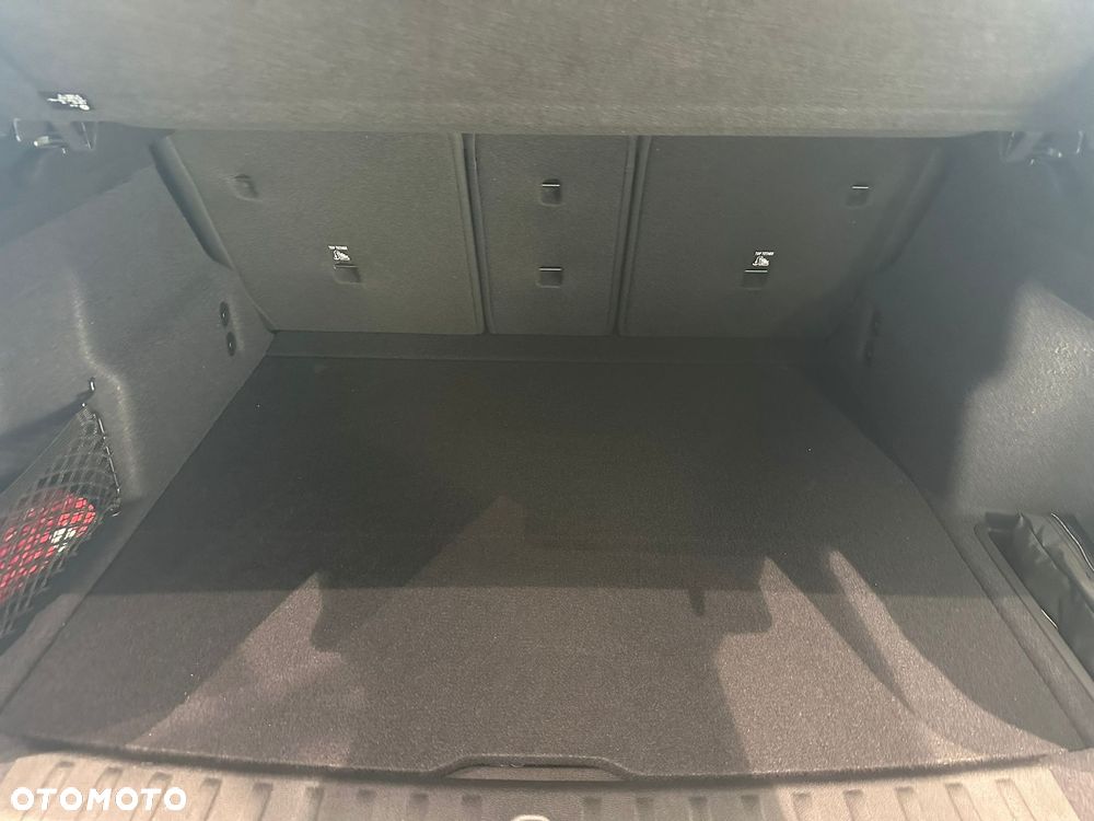 BMW X1 sDrive18i xLine - 26