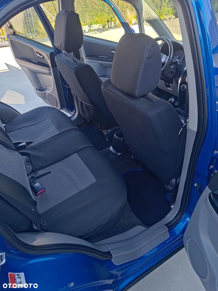 Suzuki SX4 - 20