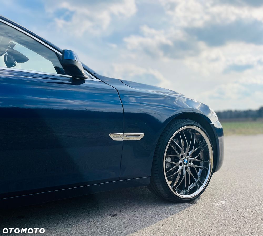 BMW Seria 7 760Li - 23